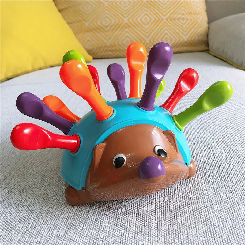 Spielzeug-Set Für Igel – 2 Stofftiere Mit Umhängeband & Glockenball, Fördert Bewegung & Beschäftigung