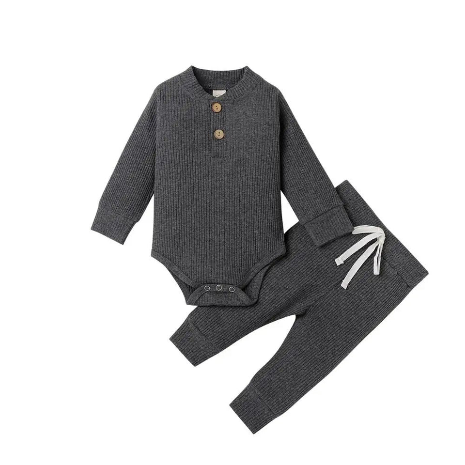 Mini Fashion™ – Bequemes Babykleid-Set