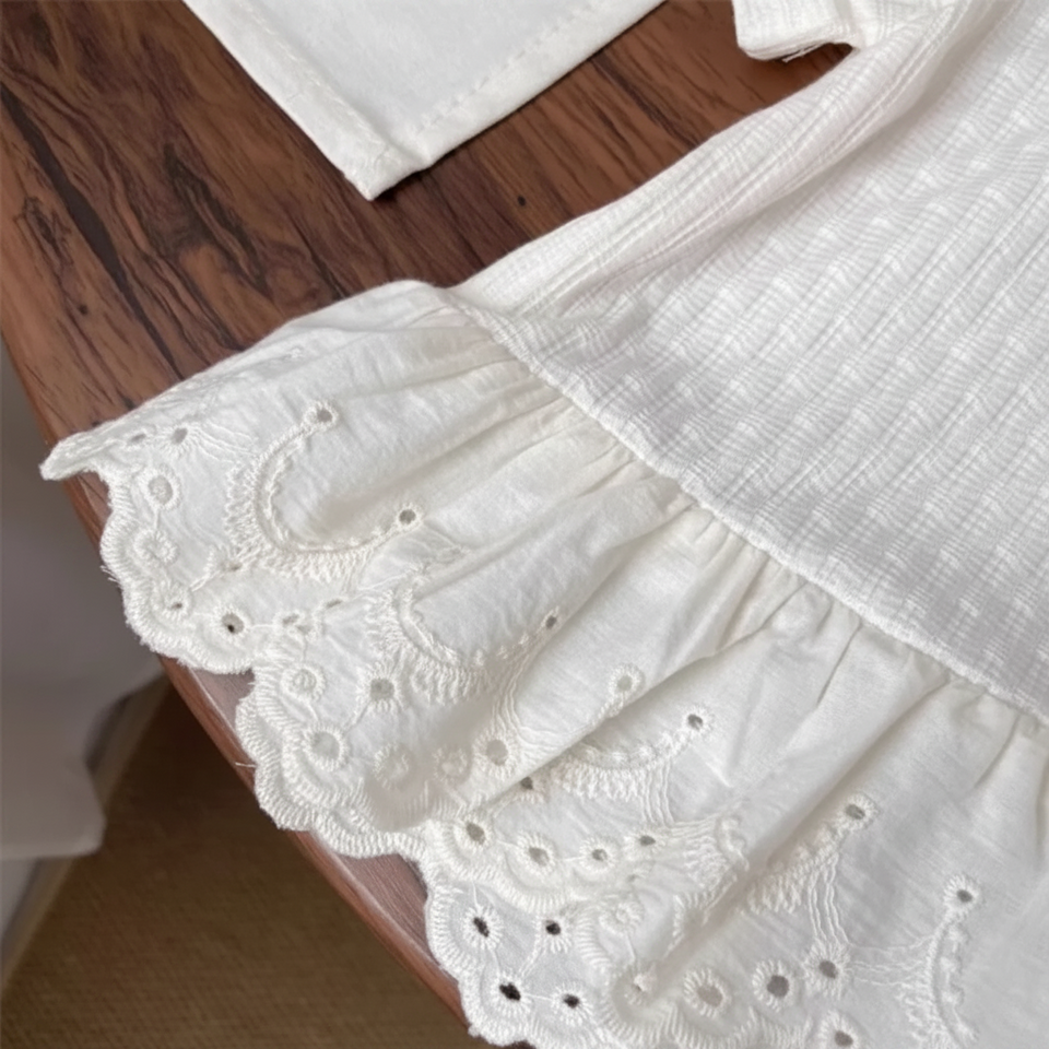 Polo Premium – Zart & Niedlich – T-Shirt mit Spitzenrand