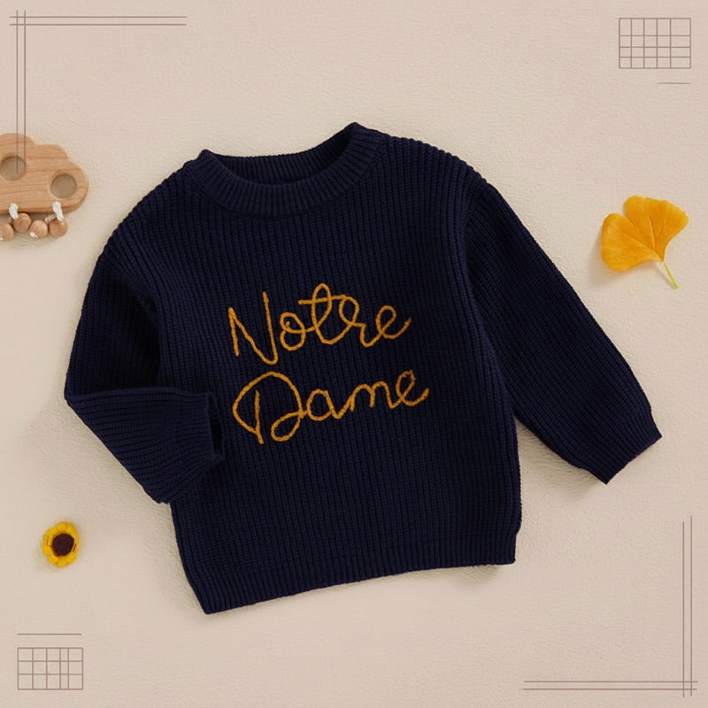 WarmWeave – Bequem & Verspielt – Pullover „Notre Dame“