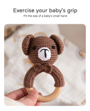 CuddleRattle – Weich & Verspielt – Gehäkelte Baby-Rassel mit Holzring