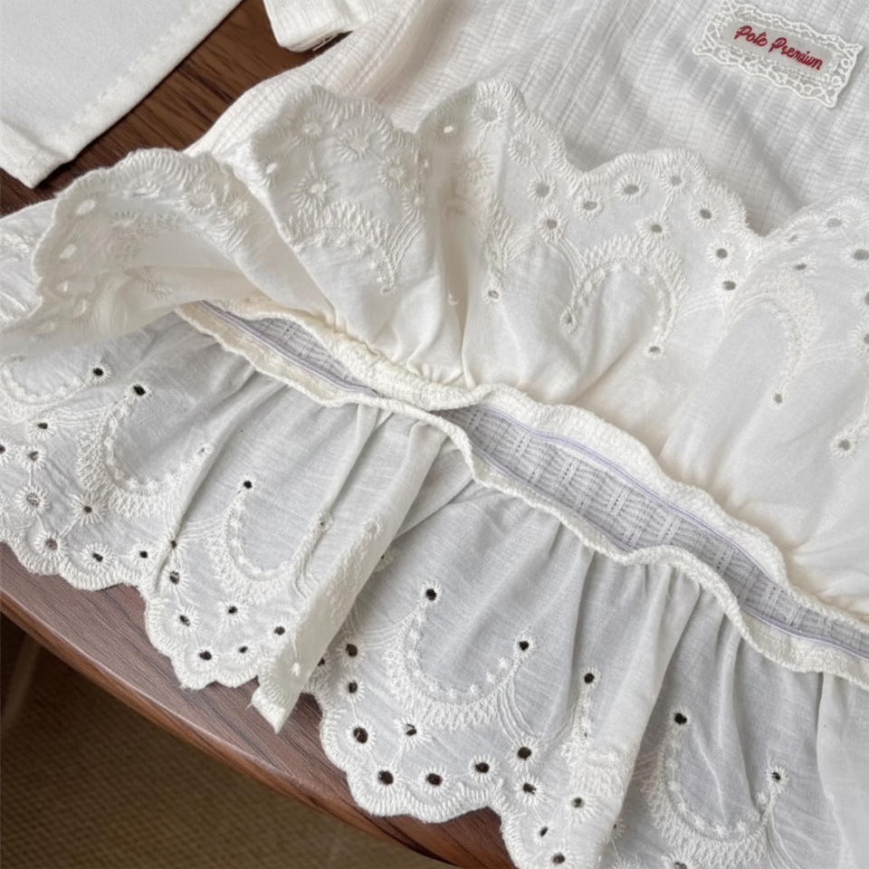 Polo Premium – Zart & Niedlich – T-Shirt mit Spitzenrand