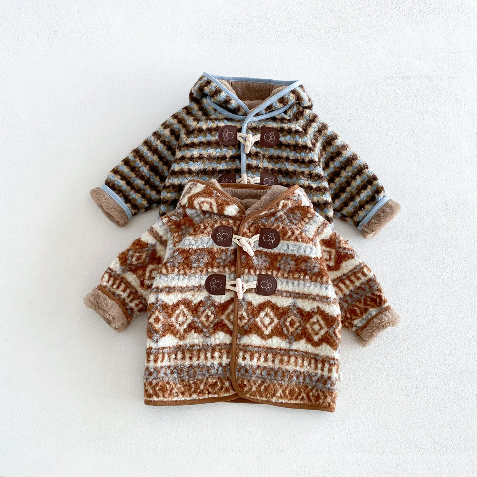 LittleWarm – Gemütlich & stilvoll – Wintermantel mit Fair-Isle-Muster
