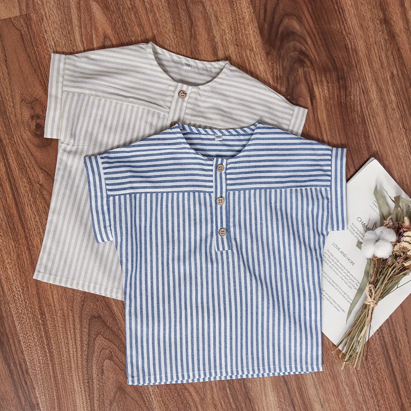 LittleClassic – Elegant & bequem – Leinenhemd für Jungen mit Knopfdetail