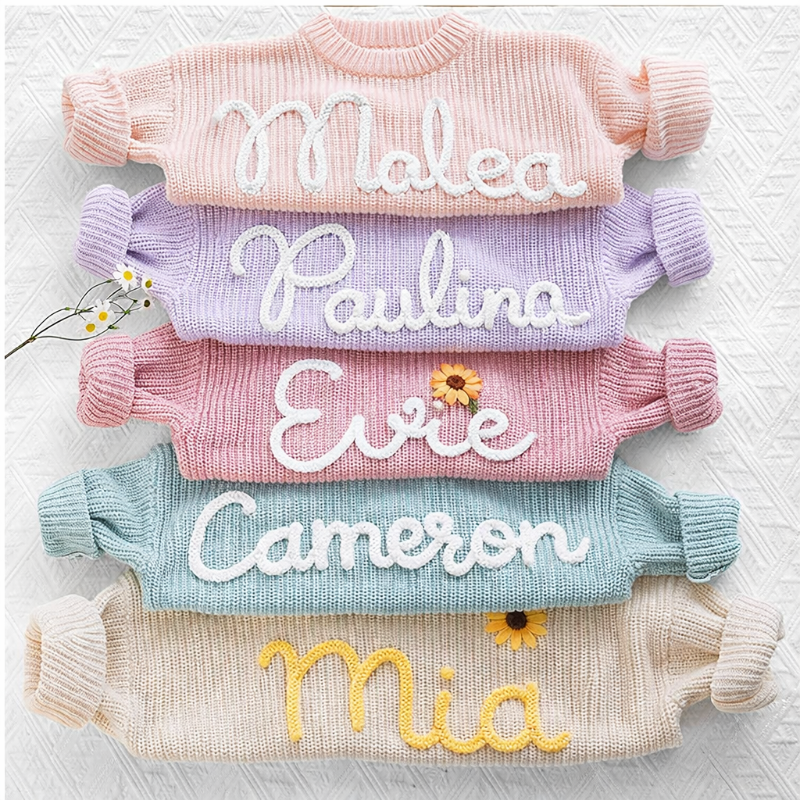 TinyStitch – Personalisierter Strickpullover mit Namen für Kinder