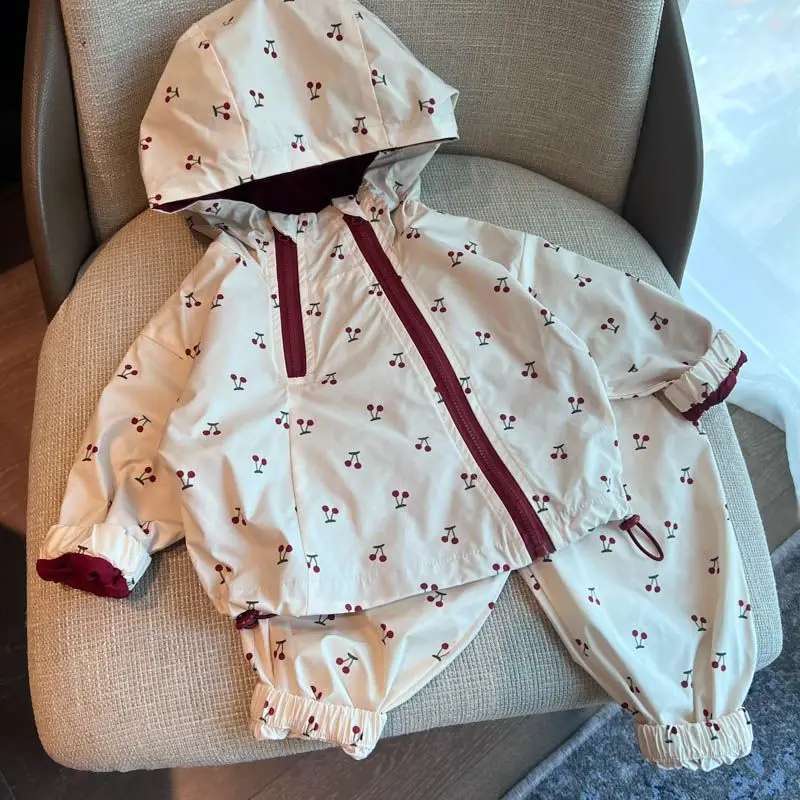 SoftBreeze – Winddicht & bequem – 2-teiliges Set aus Jacke und Hose für Kinder