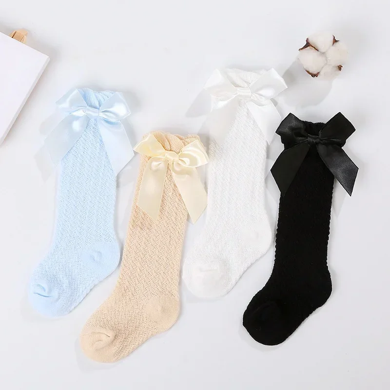 LittleCharm – Zart & stilvoll – Kniestrümpfe für Mädchen mit Schleife