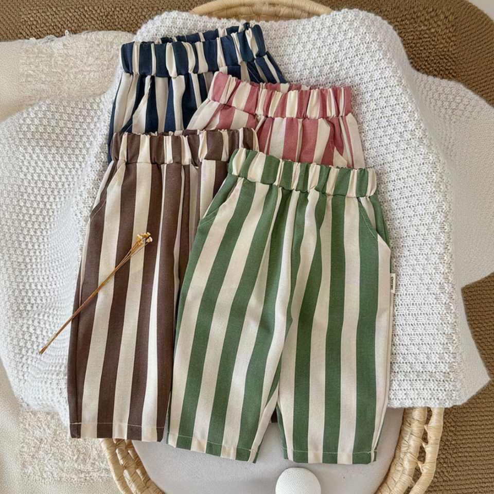 SoftStripe – Weich & bequem – Babyhose mit gestreiftem Muster