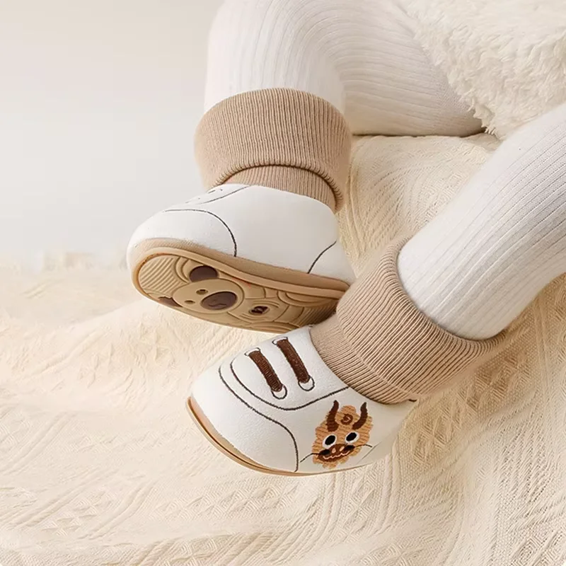 LittleCloud – Gemütlich & praktisch – Warme Babyschuhe mit hohem Schaft