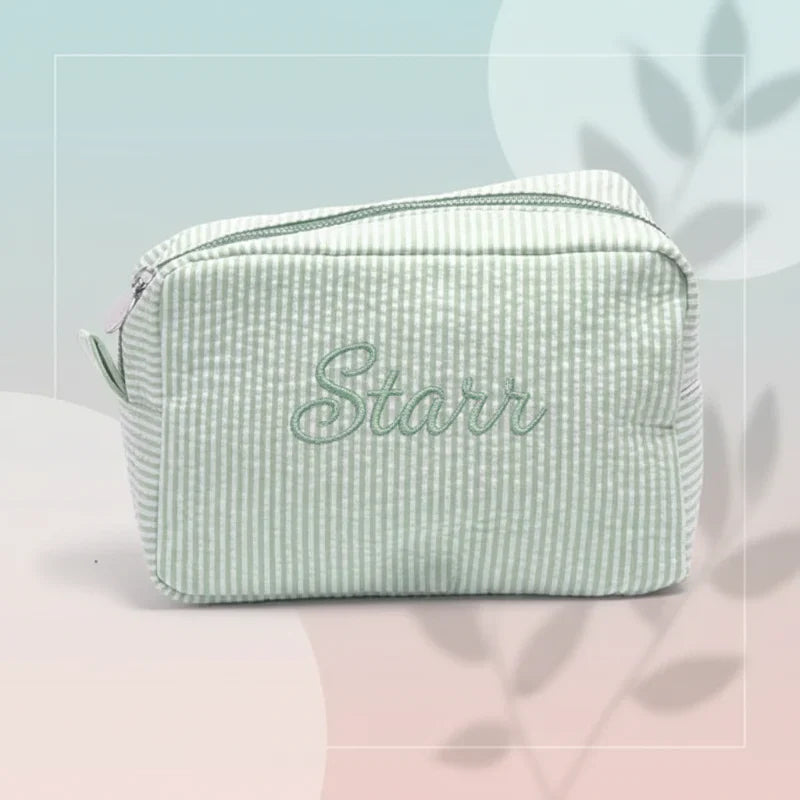 Striped Name Pouch – Personlig og stilfuld – Makeup-taske