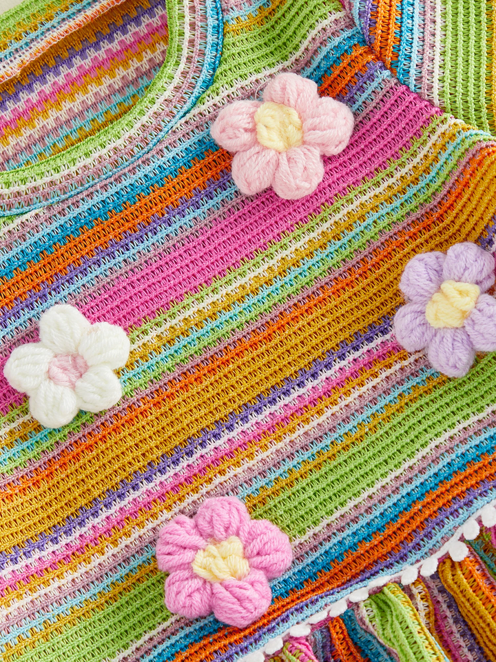RainbowBloom – Farbenfroh & niedlich – Kinderoutfit „Flower Power“