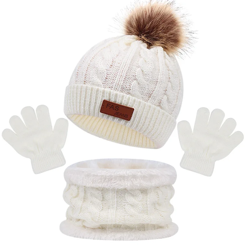 CozyPom – Warm & Weich - Winterset mit Mütze, Schal und Handschuhen