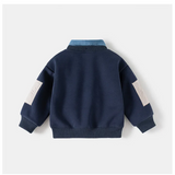 CoolJunior – Warm & stilvoll – Jungenpullover mit Jeanskragen