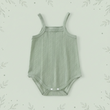 Summer Bodysuit – Let og behagelig – strikket babybody