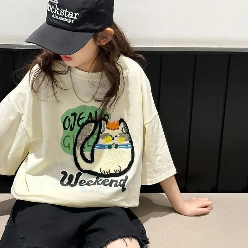 FunPaws – Verspielt & stilvoll – Oversize-T-Shirt mit Katzenprint