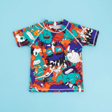 SunnyGuard – Sommerlich & schützend – Anti-UV-Schwimmshirt für Kinder mit kurzen Ärmeln