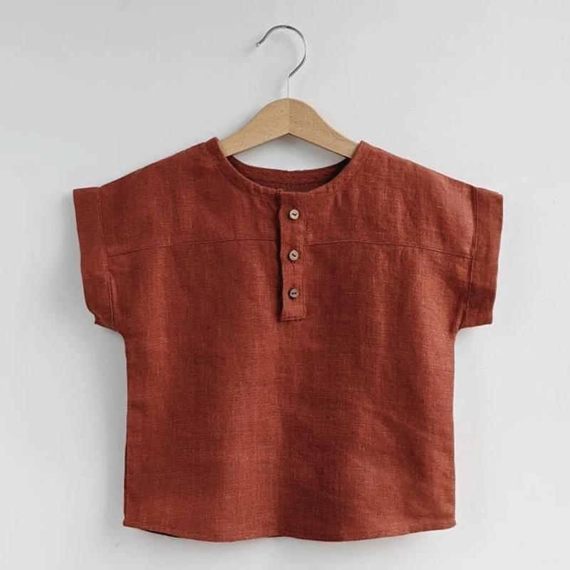 LittleClassic – Elegant & bequem – Leinenhemd für Jungen mit Knopfdetail