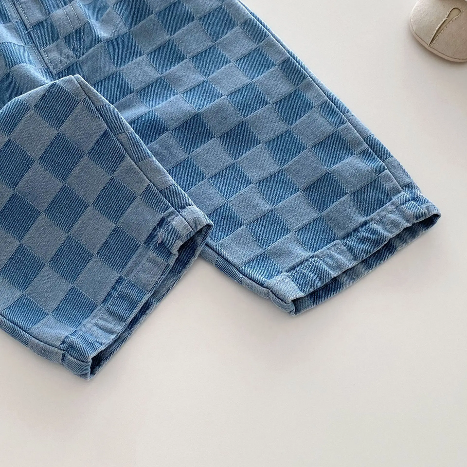 DenimCheck – Bequem & trendy – Kinderhose mit Karomuster