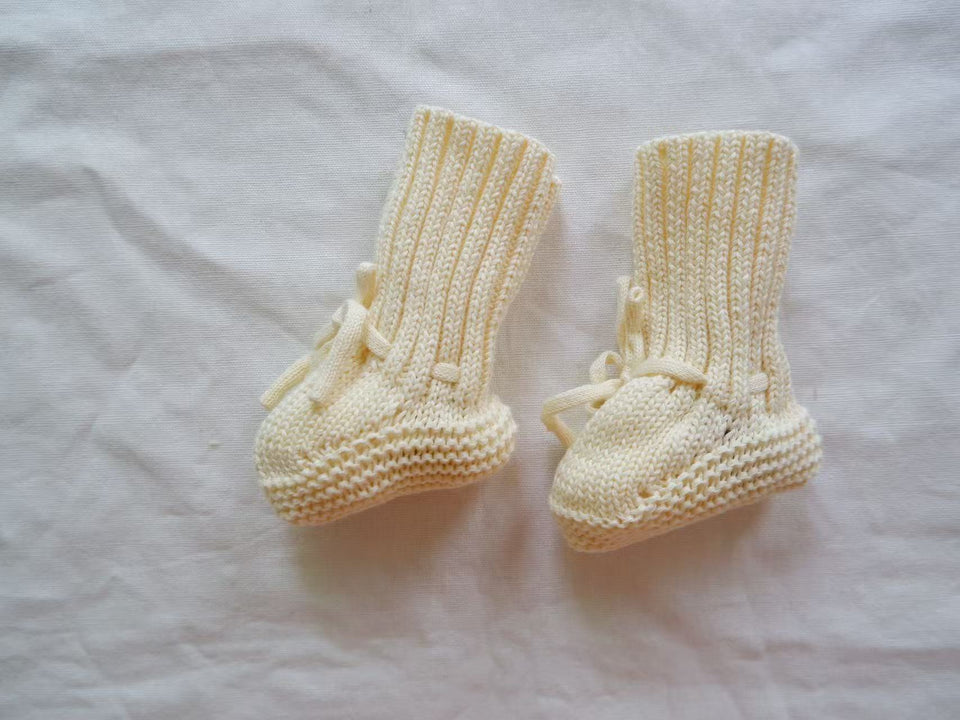 Mini Fashion™ - Warm & Stylisch - Gestrickte Babyschuhe