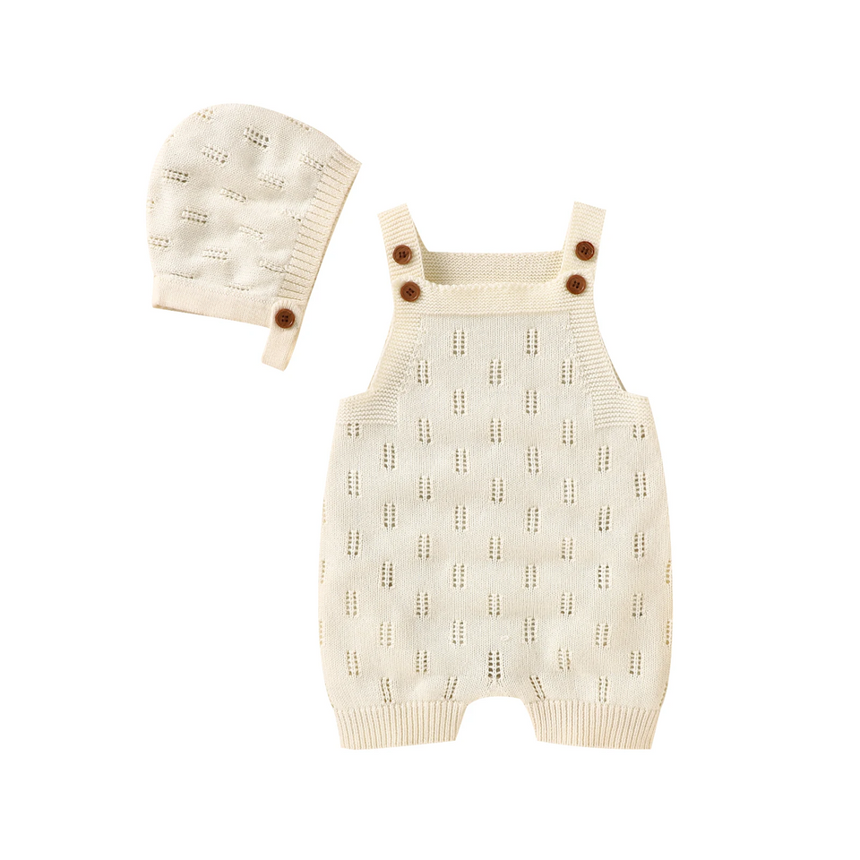 MiniCozy – Weich & bequem – Gestrickte Baby-Latzhose mit Mütze