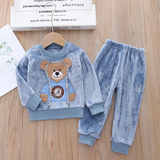 CozyBear – Warm & Weich – Kinder-Trainingsanzug mit Bärenmotiv