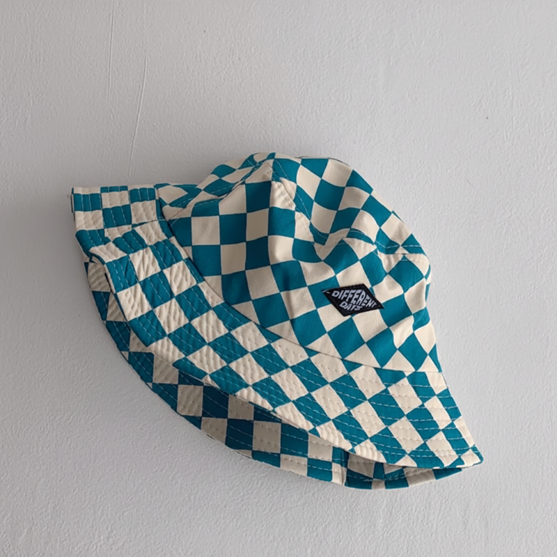 Bucket Hat – Niedlich & schützend – Kinderhut mit Karomuster