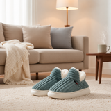 WarmNest – Kuschelig weich & warm – Rutschfeste Hausschuhe