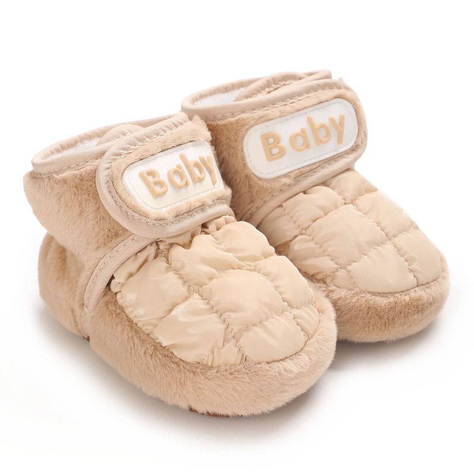 TinyBoots – Gemütlich & bequem – Plüsch-Babyschuhe für den Winter