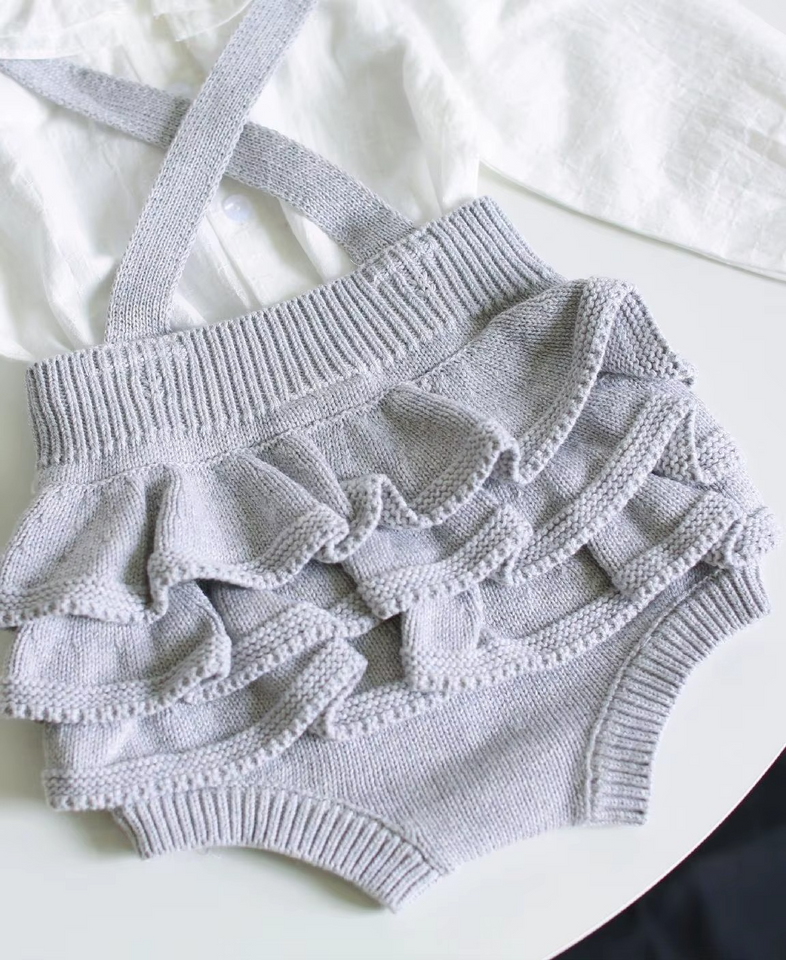 Mini Fashion™ - Süßer gestrickter Babystrampler