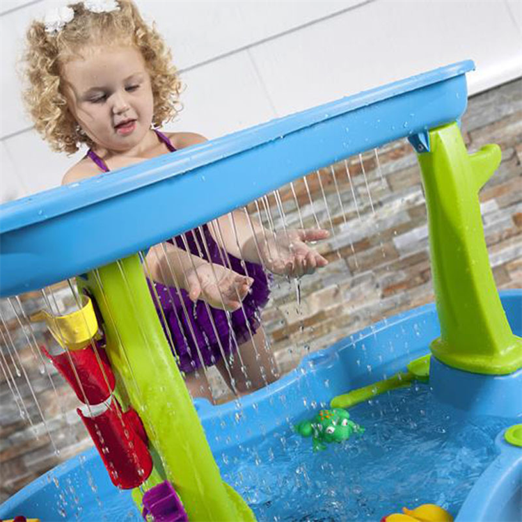 AquaKind – Spielerisch entwickeln – Wassertisch für Kleinkinder