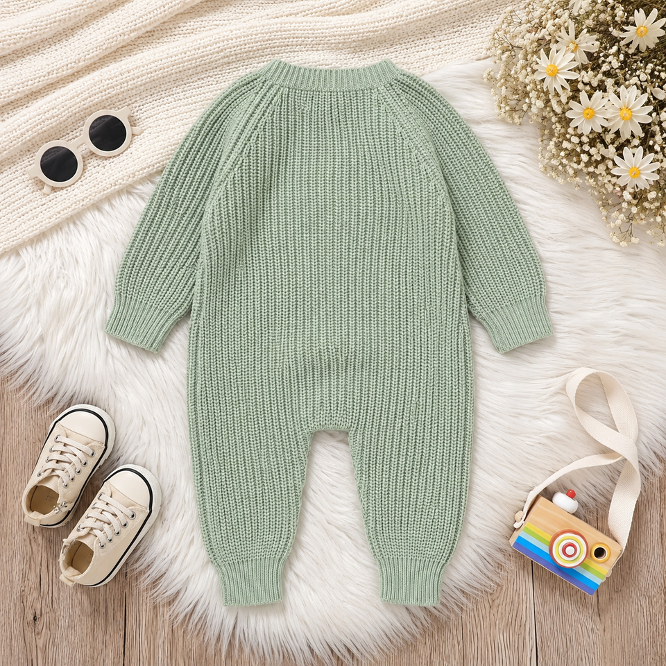 CozyHedge – Weich & warm – Gestrickter Baby-Strampler mit Igel-Motiv