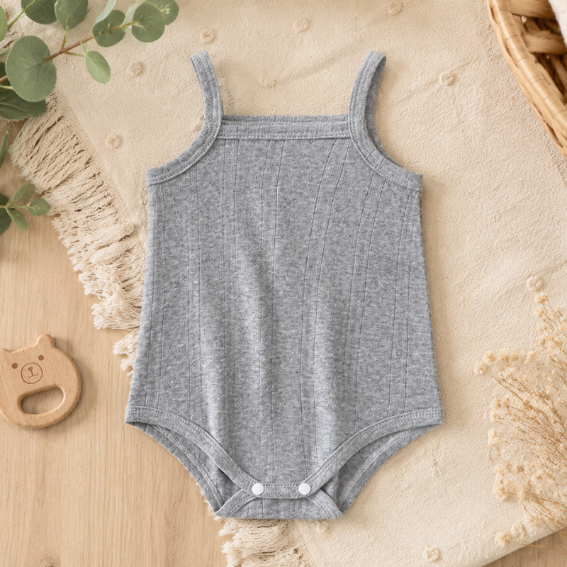 Summer Bodysuit – Leicht & bequem – Gestrickter Baby-Strampler