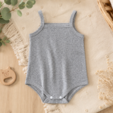 Summer Bodysuit – Leicht & bequem – Gestrickter Baby-Strampler