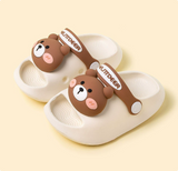 Mini Fashion – Fröhlich & sicher – Polka-Strandpantoffeln