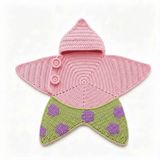 CozyStar – Weich & handgefertigt – Gestrickter Baby-Strampler mit sternförmigem Muster