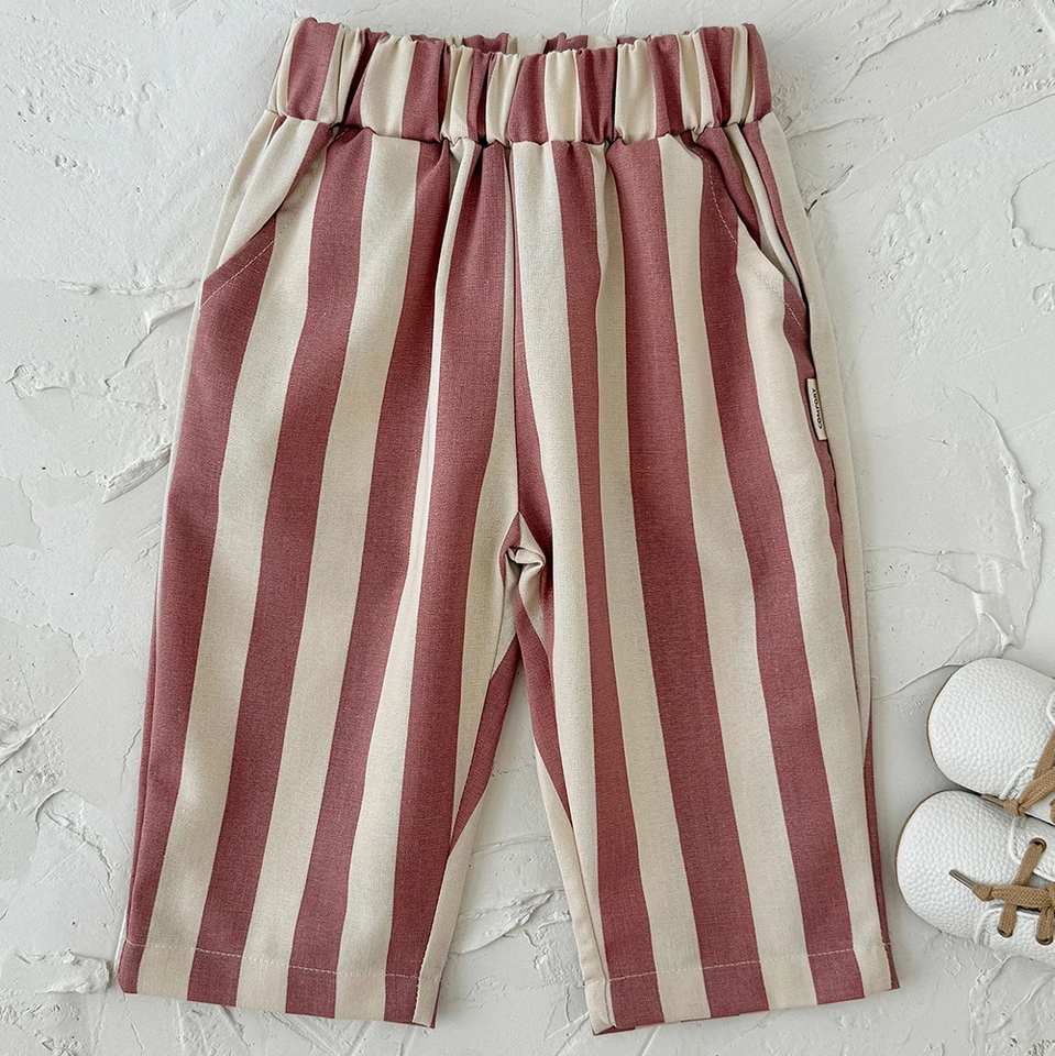 SoftStripe – Weich & bequem – Babyhose mit gestreiftem Muster