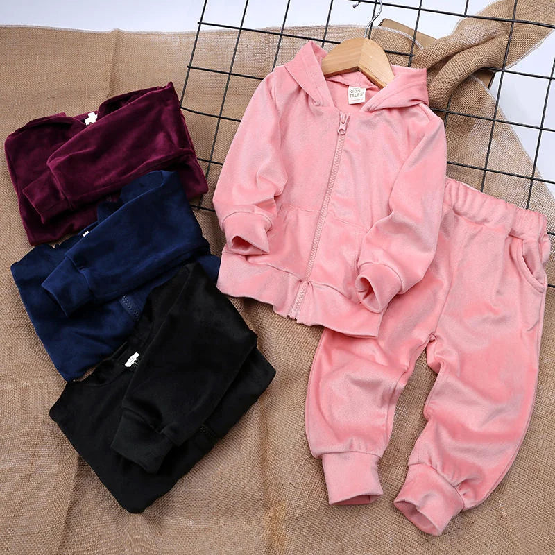 Kids Tales – Warm & Comfortabel – Velvet Trainingsanzug für Kinder