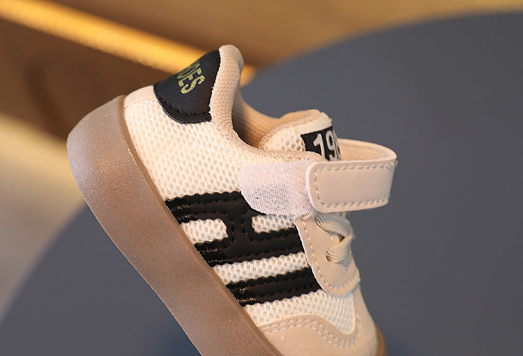 StrideKids – Komfort & Stil – Sneaker mit Klettverschluss für Kinder