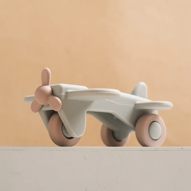 Mini Motion™ – Rollen und Beißen - Fahrzeugspielzeug aus Silikon