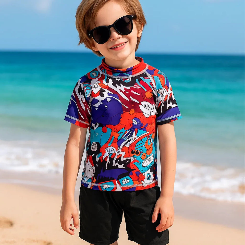 SunnyGuard – Sommerlich & schützend – Anti-UV-Schwimmshirt für Kinder mit kurzen Ärmeln
