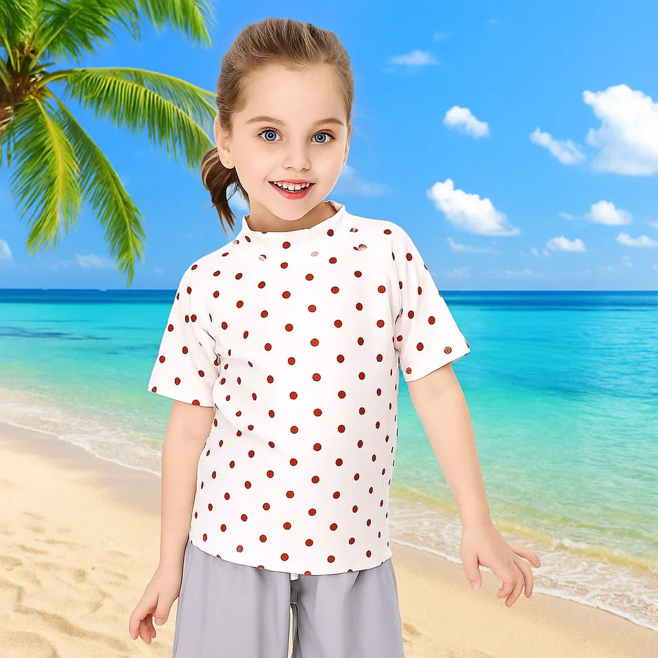 SunnyGuard – Sommerlich & schützend – Anti-UV-Schwimmshirt für Kinder mit kurzen Ärmeln