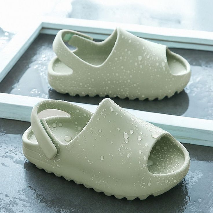 SunnySteps Kids – Komfort und Freiheit – Kinder-Sandalen-Hausschuhe