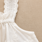 TinyLuxe – Zomerset aus Spitzenoberteil und Hose mit weitem Bein