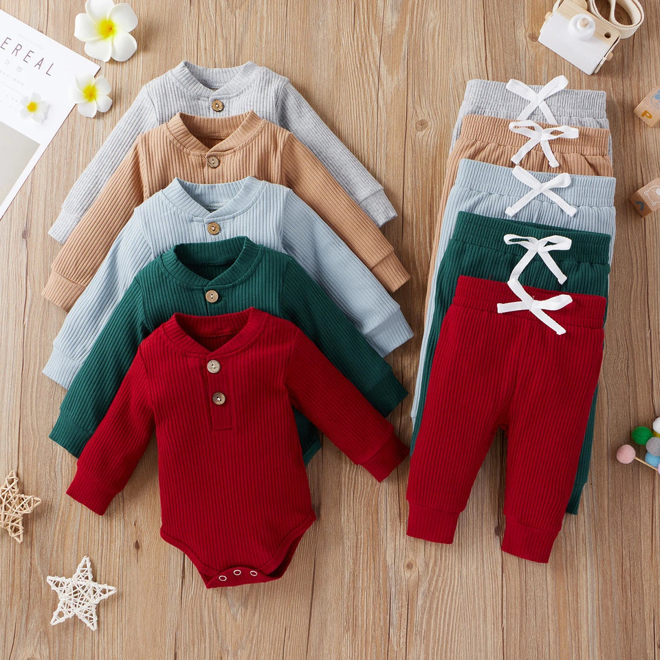Mini Fashion™ – Bequemes Babykleid-Set