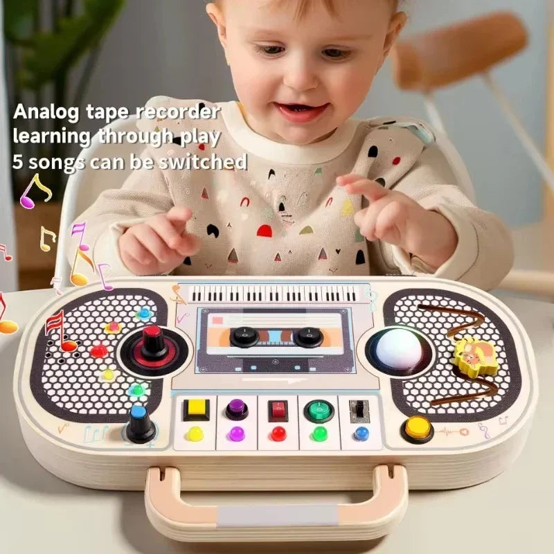 Wooden Busy Board – Motorik & interaktivitet – Aktiviteter Musikbræt