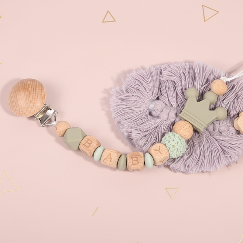 Personalized Pacifier Chain – Sicher & stilvoll – Personalisierte Schnullerkette