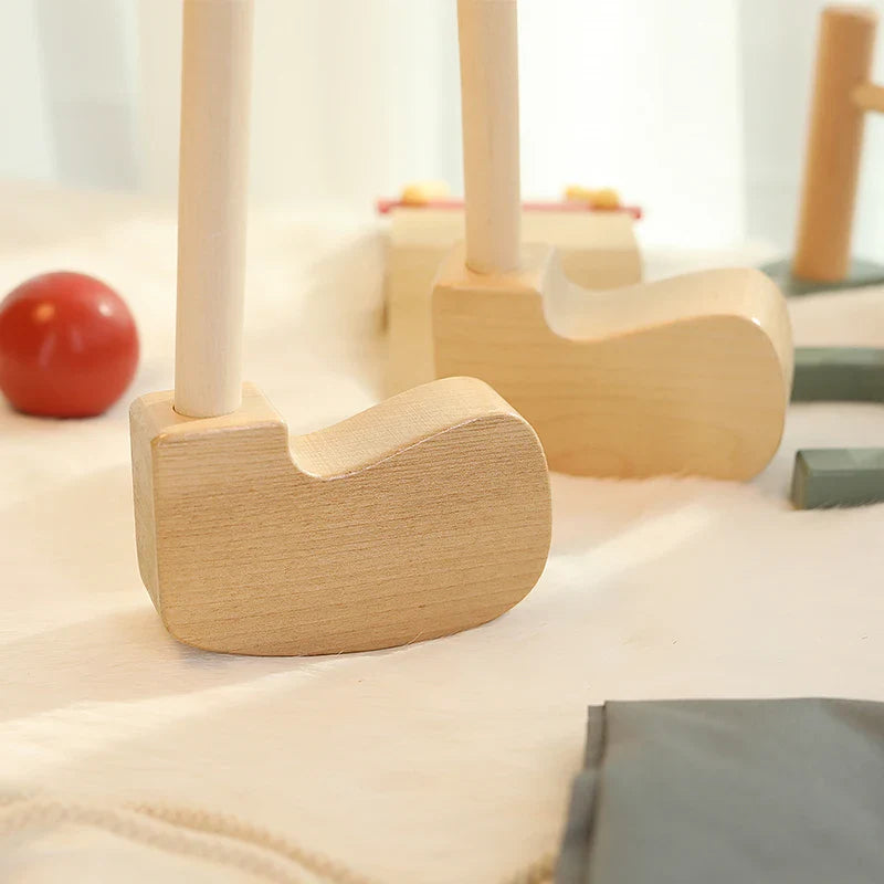 Mini Golfers – Anfänge des Outdoor-Spaßes – Hölzernes Golfspielzeug-Set