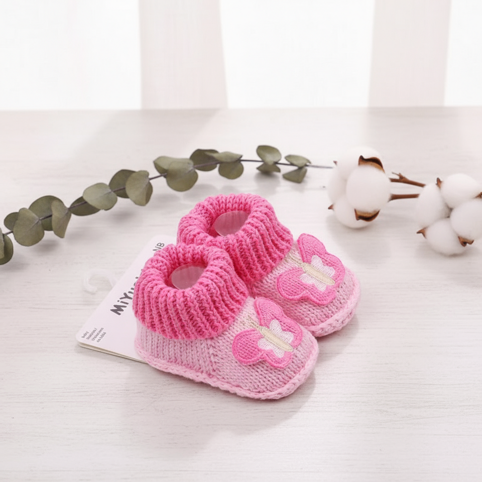 Mini Fashion – Gestrickte Babyschuhe (3-6 Monate)