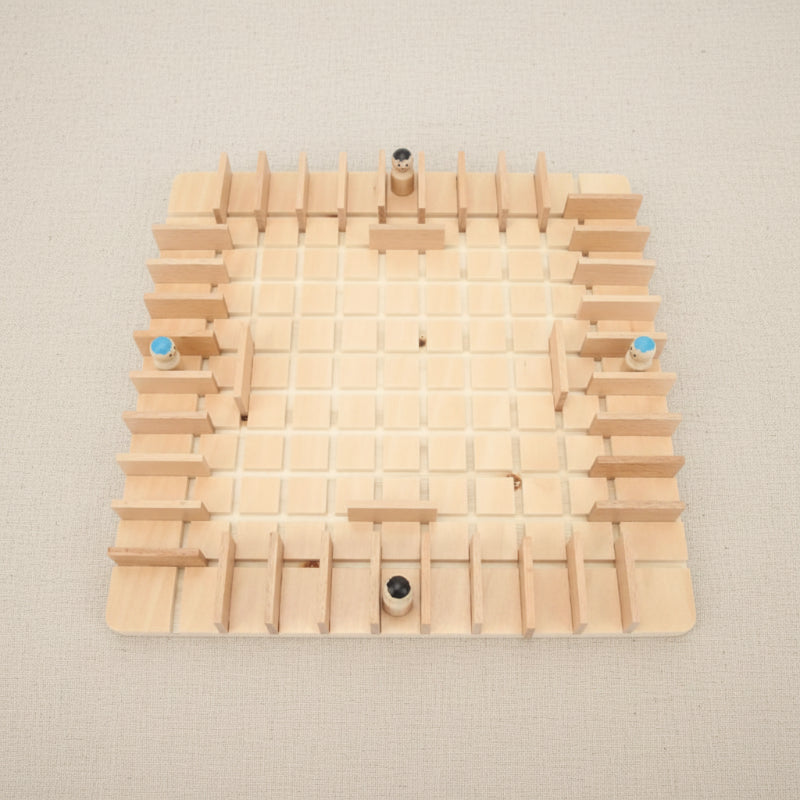 Wooden Chess Puzzle Game – Strategie & Denken – Brettspiel