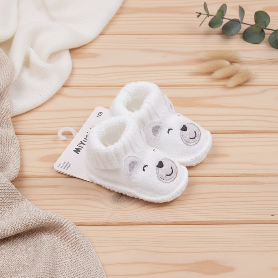 Mini Fashion – Gestrickte Babyschuhe (3-6 Monate)